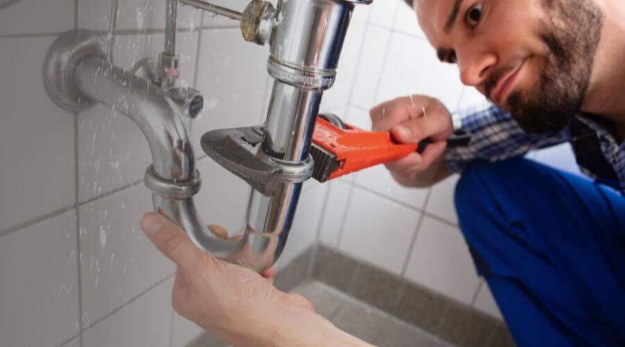 Professional same day plumber services in Springport, IN
